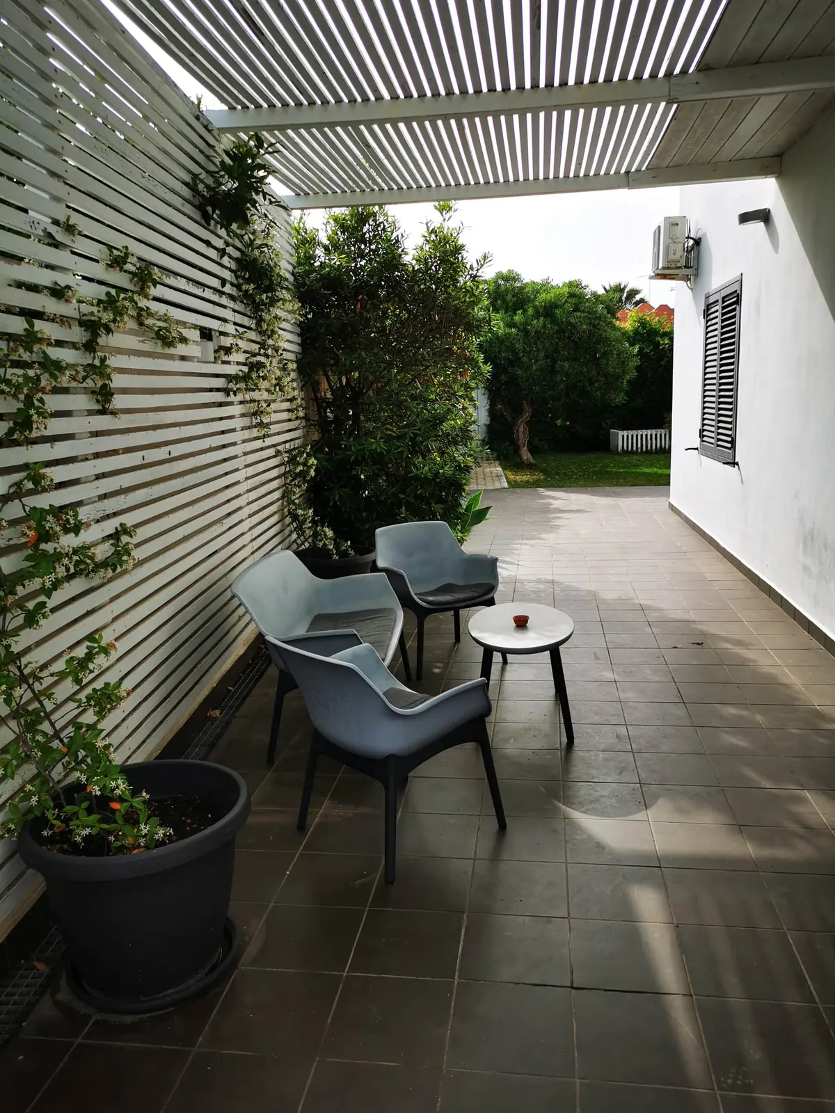 Il patio all'ombra
